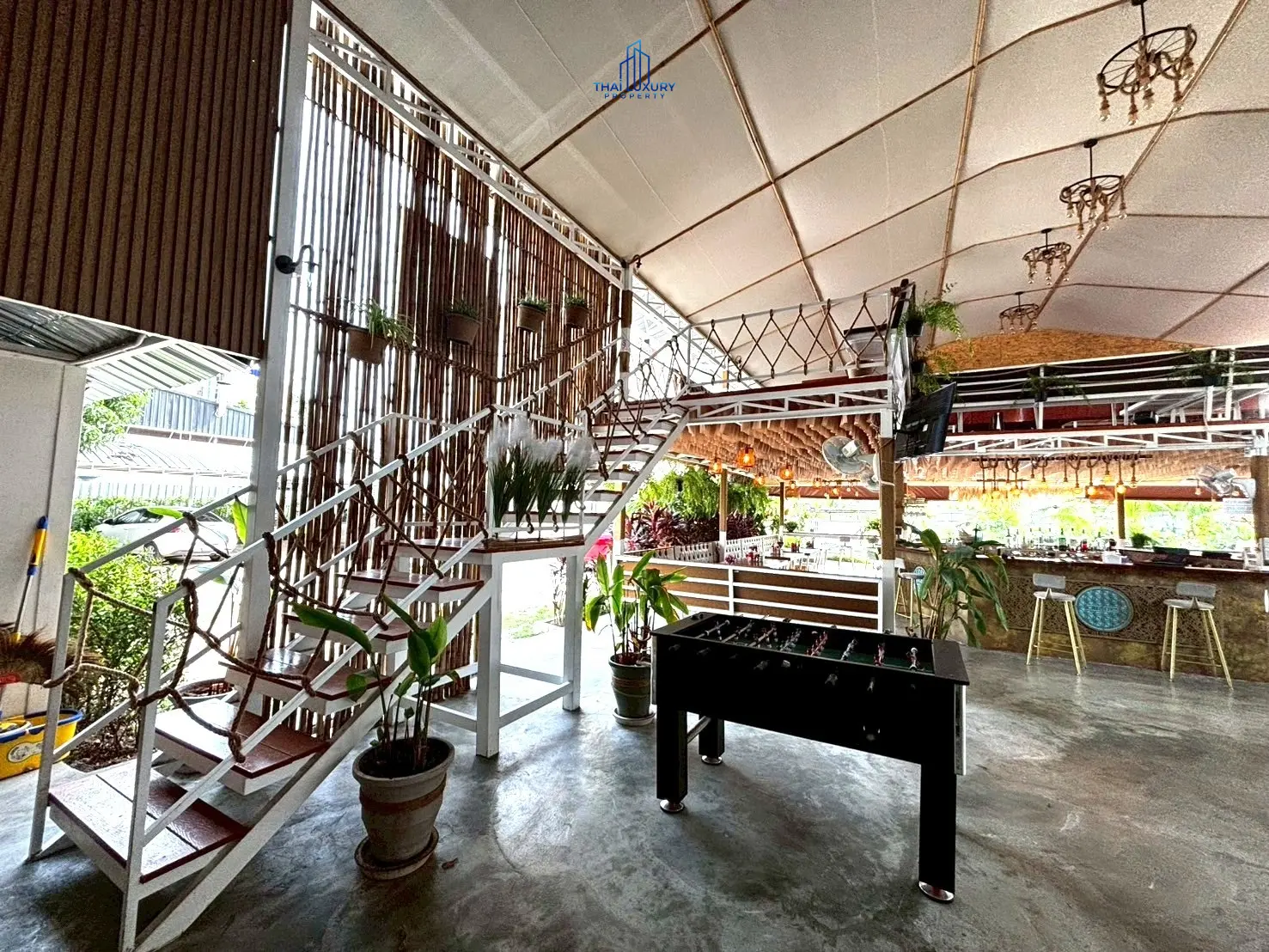 ขายกิจการโรงแรม พร้อมร้านอาหาร ใจกลางหัวหิน ที่ Castaway’s 420 – ซอย 94