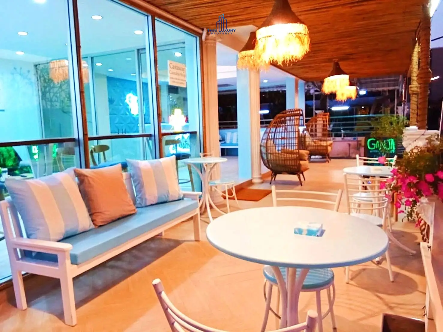 ขายกิจการโรงแรม พร้อมร้านอาหาร ใจกลางหัวหิน ที่ Castaway’s 420 – ซอย 94