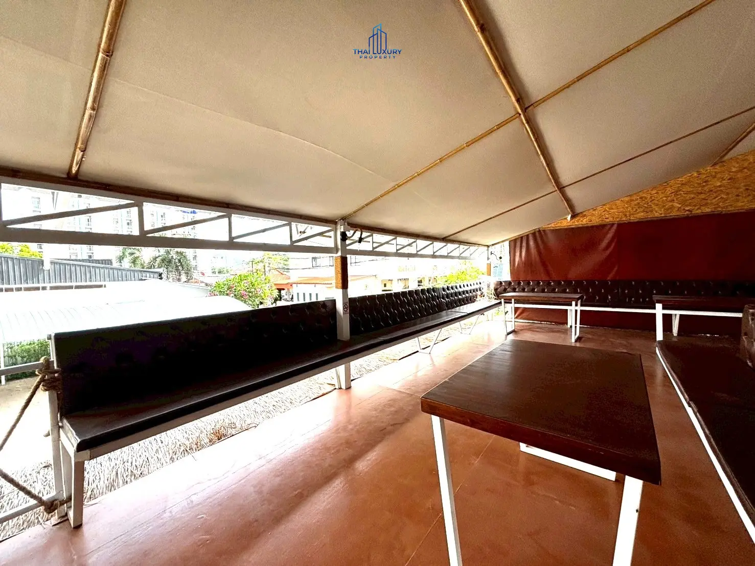 ขายกิจการโรงแรม พร้อมร้านอาหาร ใจกลางหัวหิน ที่ Castaway’s 420 – ซอย 94