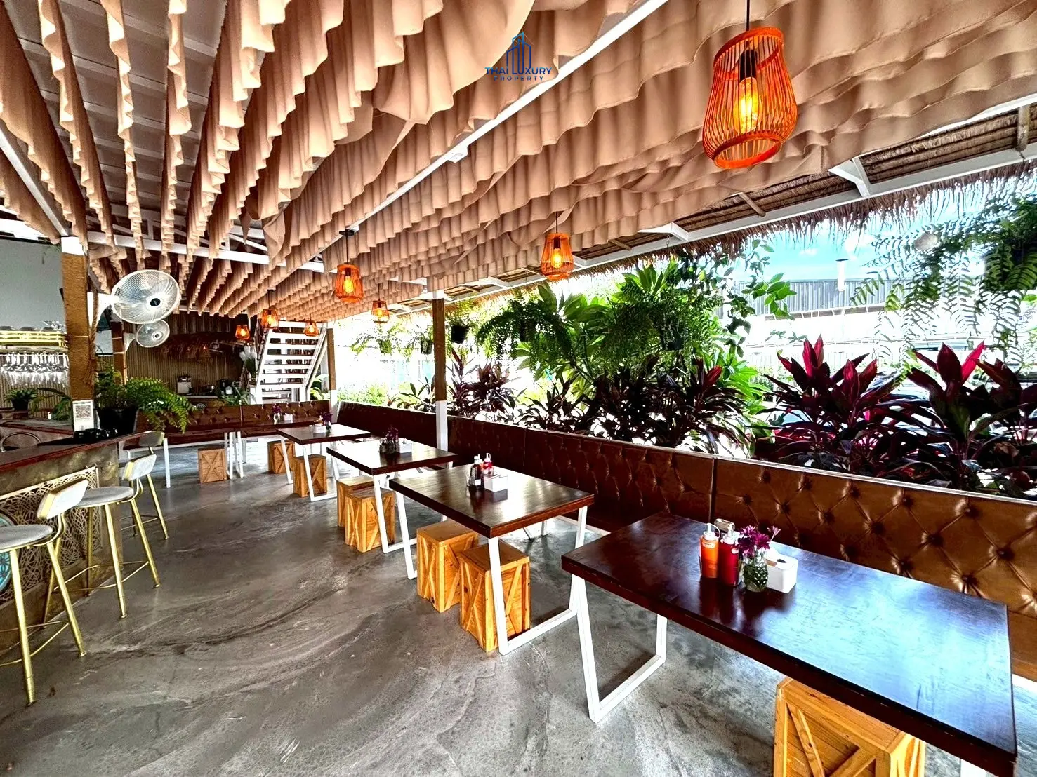 ขายกิจการโรงแรม พร้อมร้านอาหาร ใจกลางหัวหิน ที่ Castaway’s 420 – ซอย 94