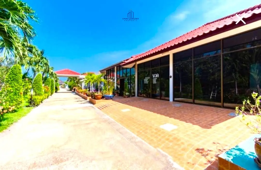 ขายพูลวิลล่าสวย 3 ห้องนอน ที่ Swiss Orchid Bungalow ชะอำ
