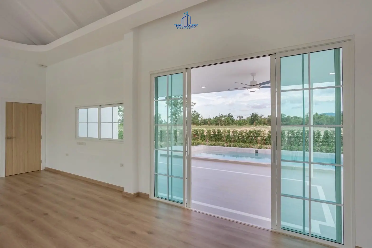 ขายพูลวิลล่า 3 ห้องนอนกว้างขวาง ที่ Breeze Hillside Phase 1 ชะอำ