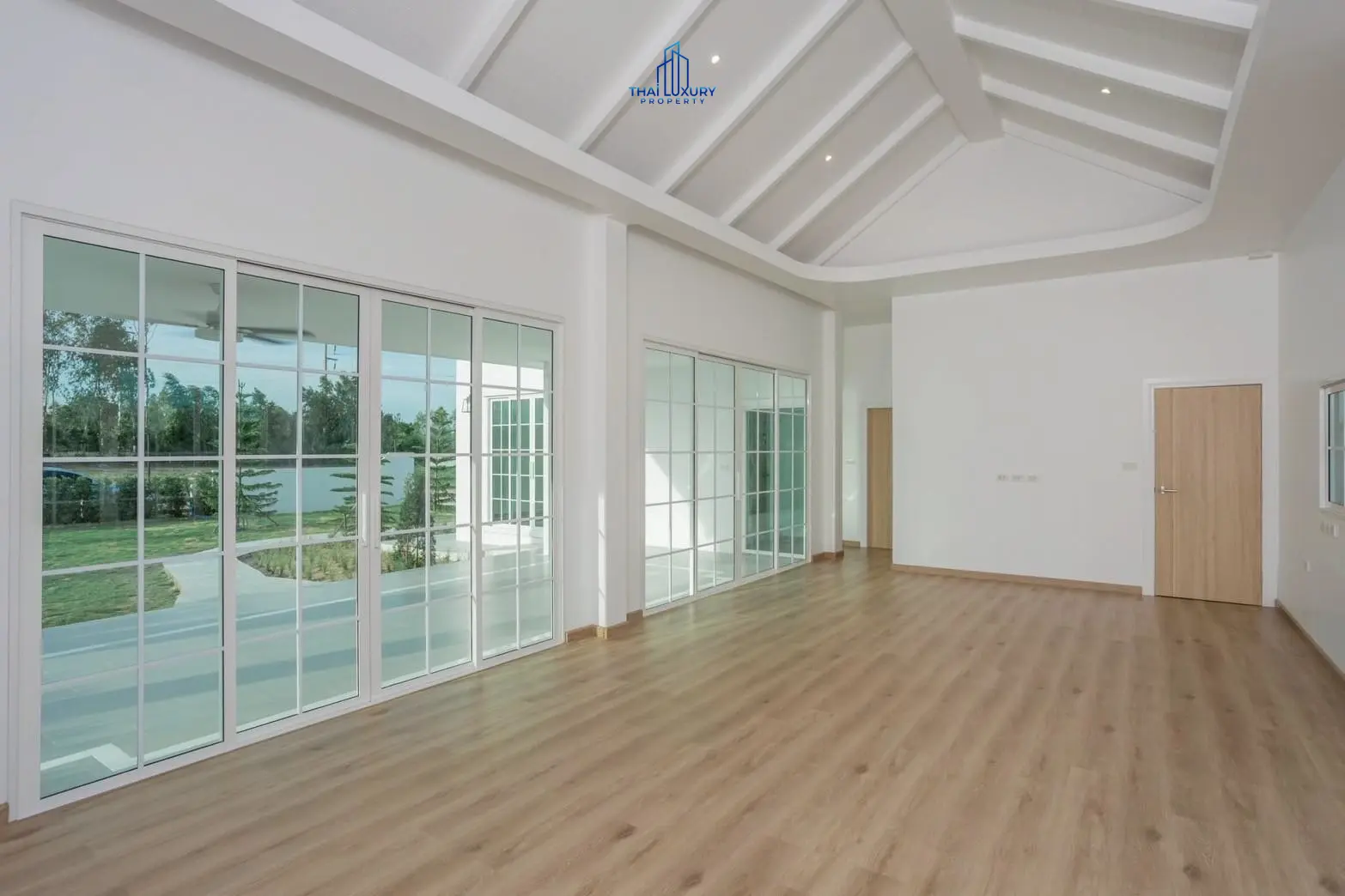 ขายพูลวิลล่า 3 ห้องนอนกว้างขวาง ที่ Breeze Hillside Phase 1 ชะอำ