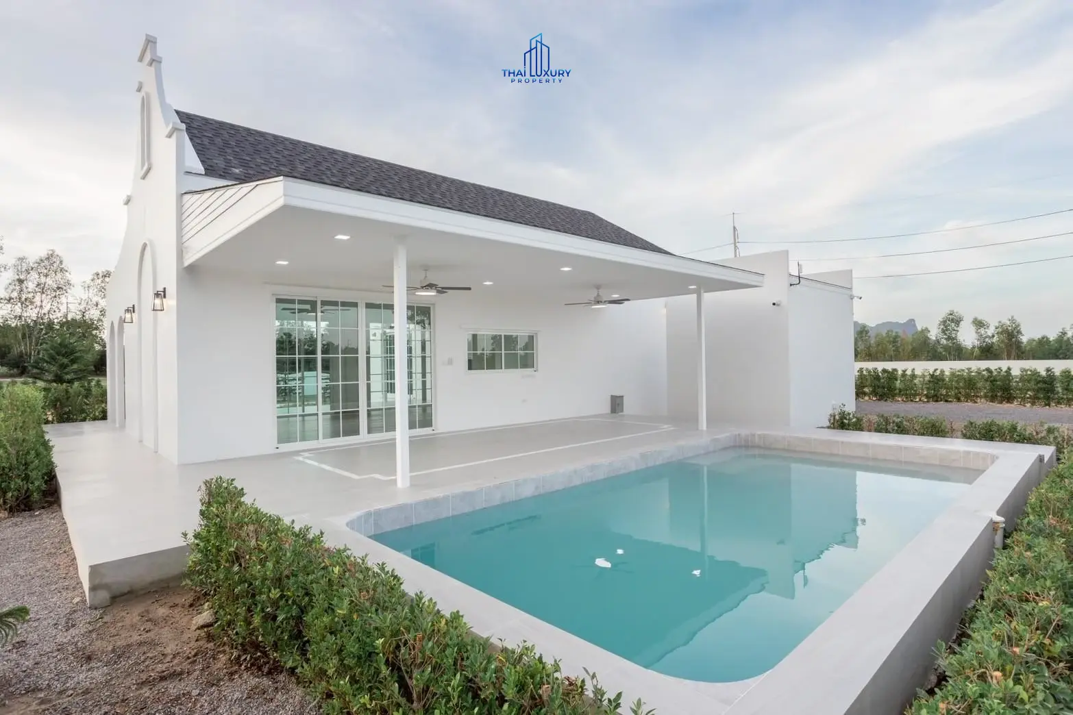 ขายพูลวิลล่า 3 ห้องนอนสุดอบอุ่น ที่ Breeze Hillside Phase 1 ชะอำ