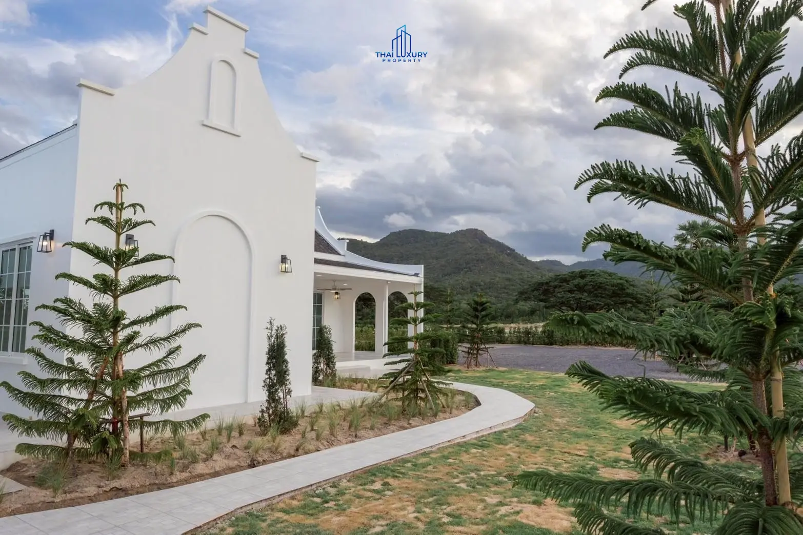 ขายพูลวิลล่า 3 ห้องนอนสุดอบอุ่น ที่ Breeze Hillside Phase 1 ชะอำ