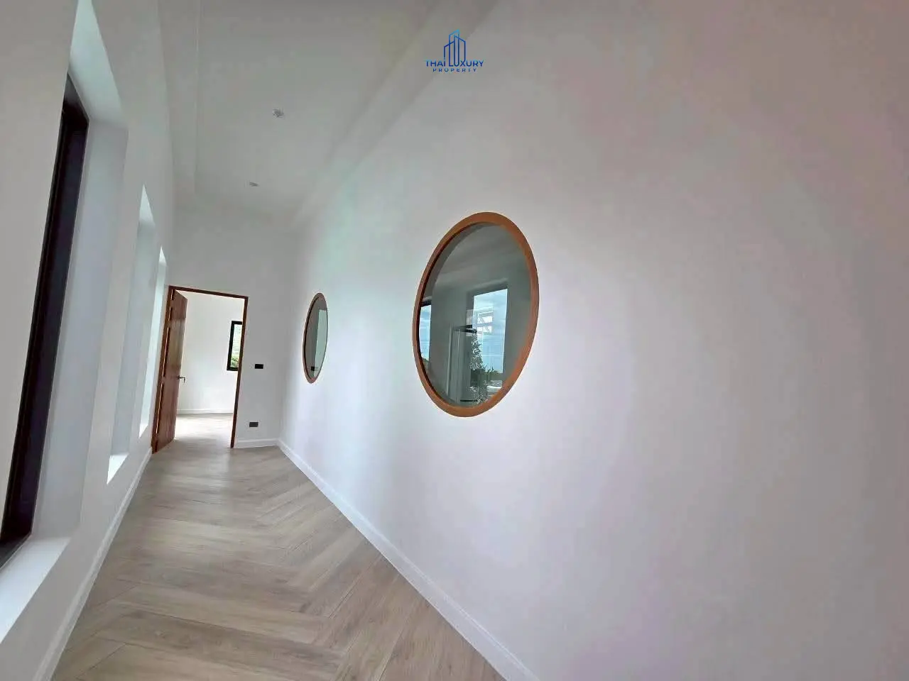 Luxury 3 Bedrooms Villa with Private Pool and Mountain Views in Hua Hin Soi 112