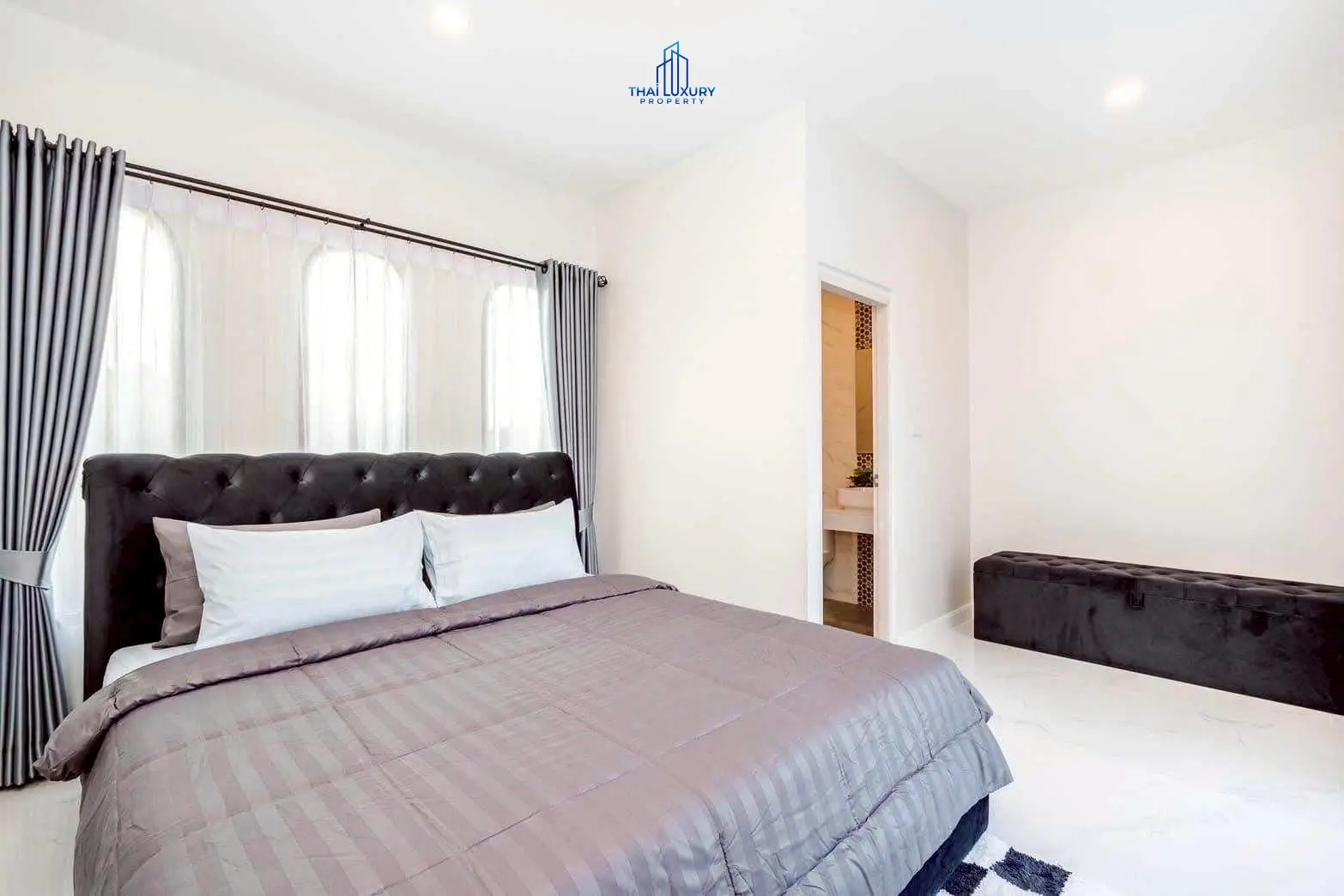 Luxury 3 Bedrooms Villa with Private Pool at Tara Valley Plus Hua Hin