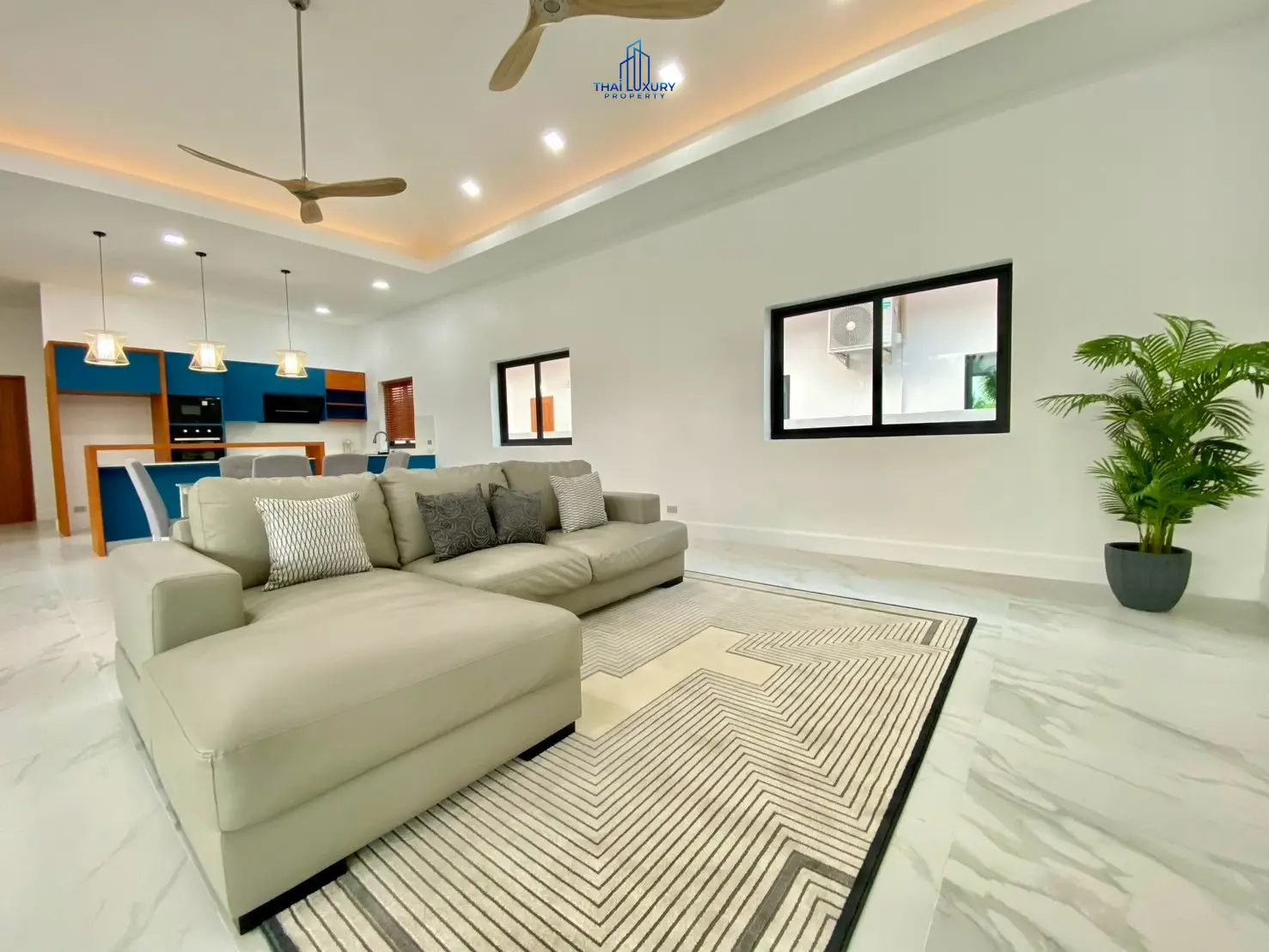 Luxury 4 Bedrooms Villa for Sale with Private Pool and Mountain View in Hua Hin Soi 112
