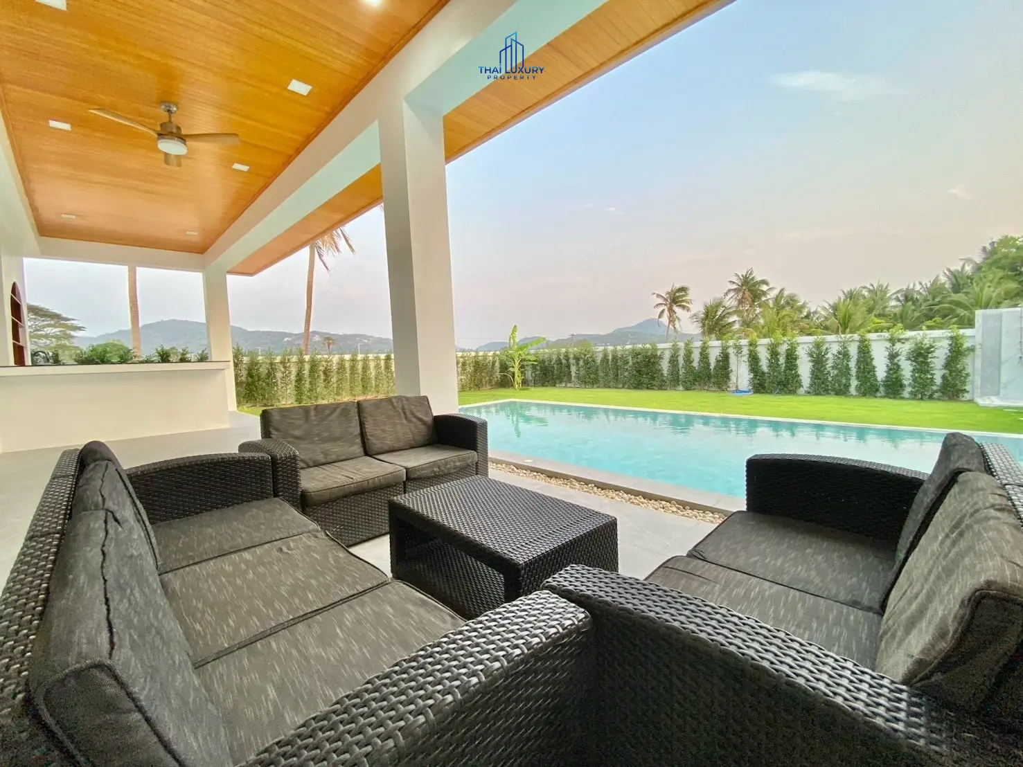 Luxury 4 Bedrooms Villa for Sale with Private Pool and Mountain View in Hua Hin Soi 112