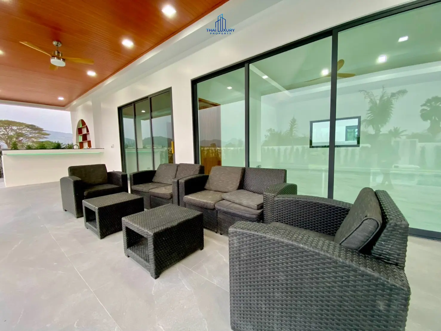 Luxury 4 Bedrooms Villa for Sale with Private Pool and Mountain View in Hua Hin Soi 112