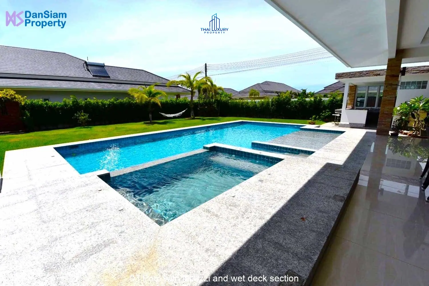 บ้านหรูพร้อมสระว่ายน้ำ 5 ห้องนอน สำหรับขาย ที่ Palm Villas หัวหิน – ชะอำ