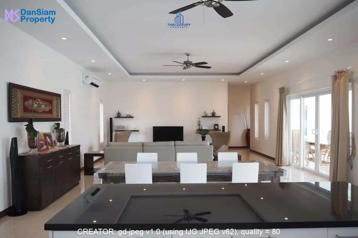 บ้านหรูพร้อมสระว่ายน้ำ 5 ห้องนอน สำหรับขาย ที่ Palm Villas หัวหิน – ชะอำ