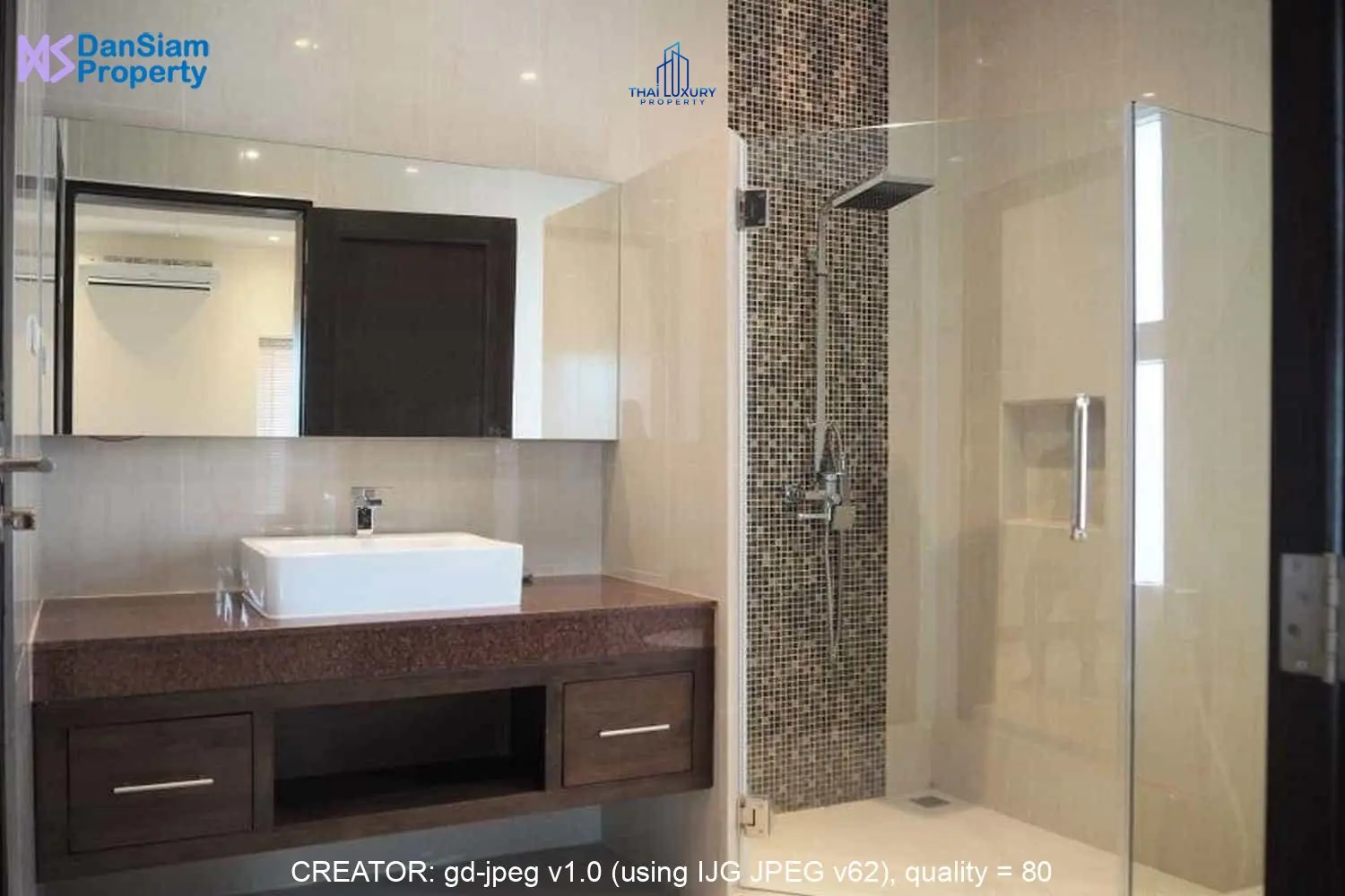 บ้านหรูพร้อมสระว่ายน้ำ 5 ห้องนอน สำหรับขาย ที่ Palm Villas หัวหิน – ชะอำ