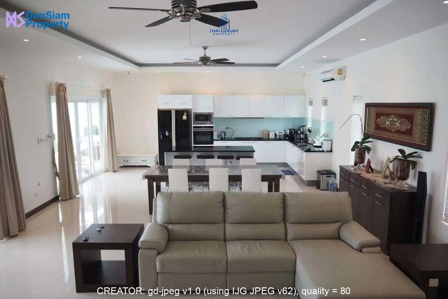 บ้านหรูพร้อมสระว่ายน้ำ 5 ห้องนอน สำหรับขาย ที่ Palm Villas หัวหิน – ชะอำ