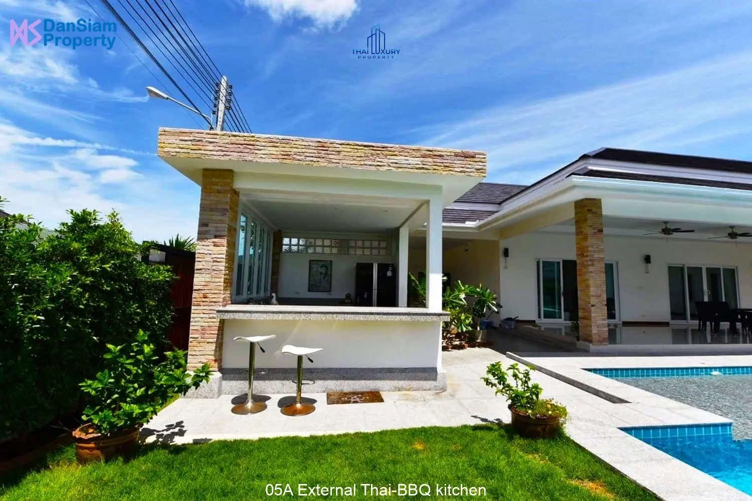 บ้านหรูพร้อมสระว่ายน้ำ 5 ห้องนอน สำหรับขาย ที่ Palm Villas หัวหิน – ชะอำ