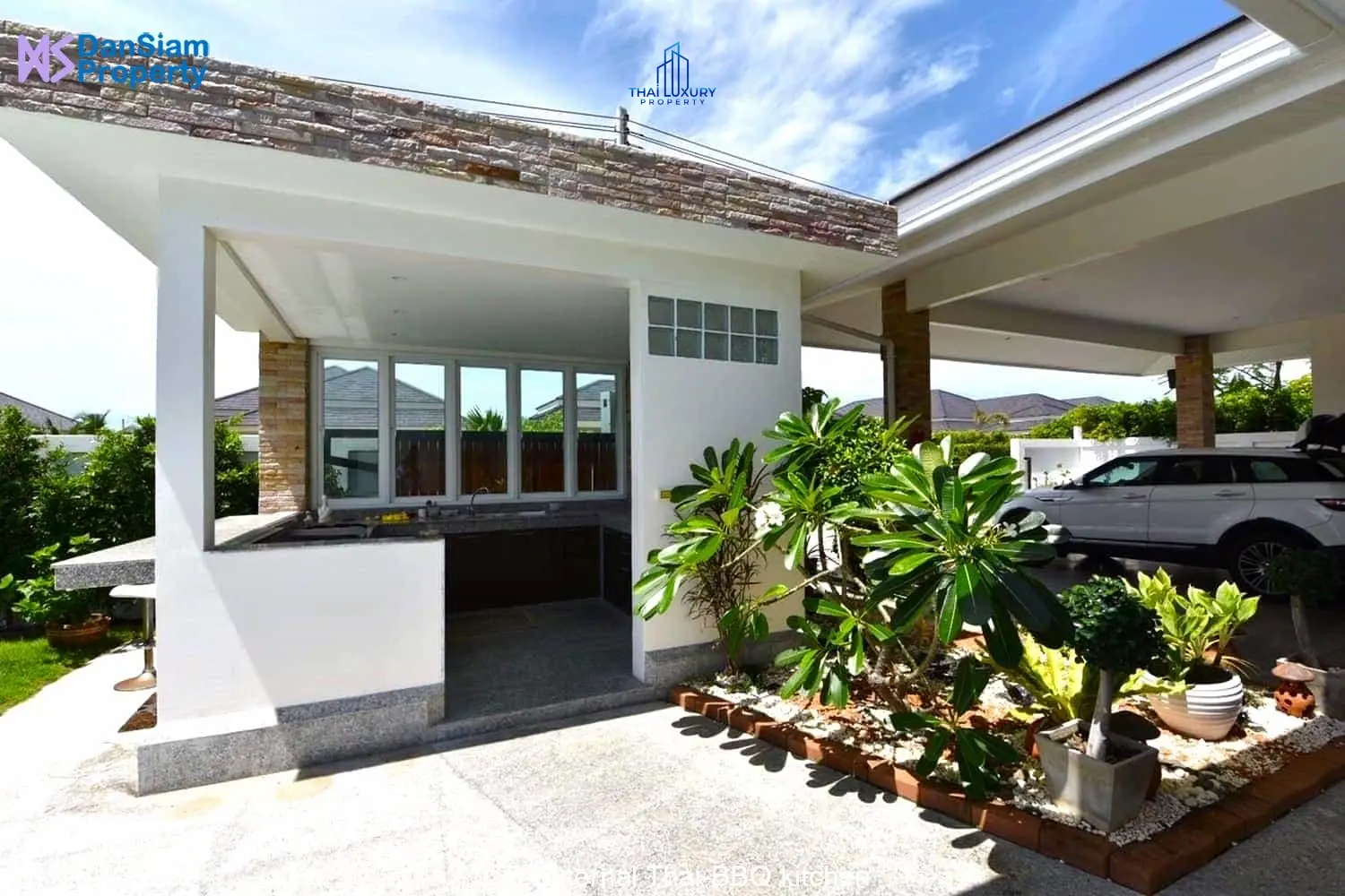 บ้านหรูพร้อมสระว่ายน้ำ 5 ห้องนอน สำหรับขาย ที่ Palm Villas หัวหิน – ชะอำ