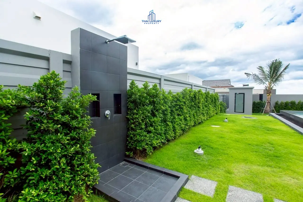 วิลล่าหรูสไตล์โมเดิร์น 3 ห้องนอน พร้อมสระว่ายน้ำ ที่ Sivana Hills Villas หัวหิน สำหรับเช่า