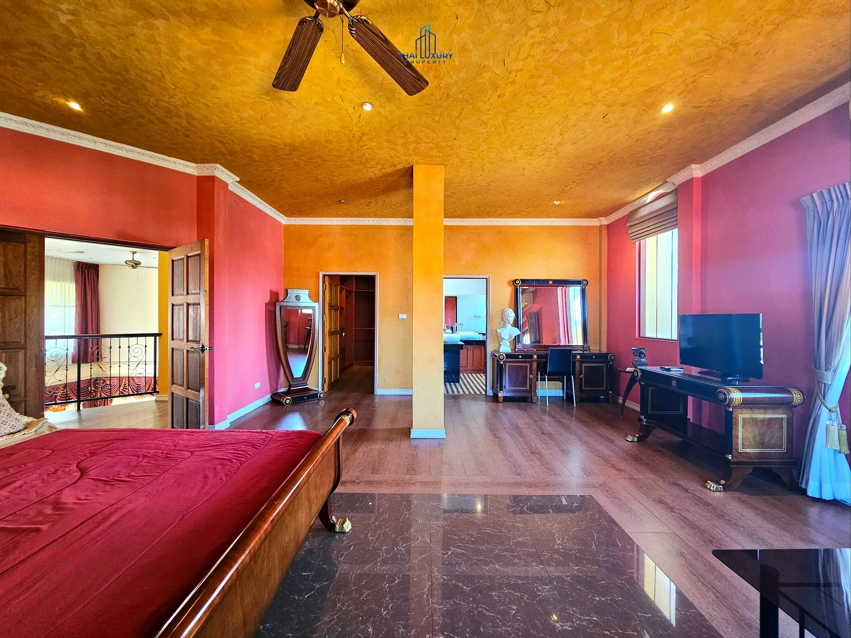 Luxury 4 Bedrooms Tuscany-Style Villa for Sale at Hua Hin Soi 114