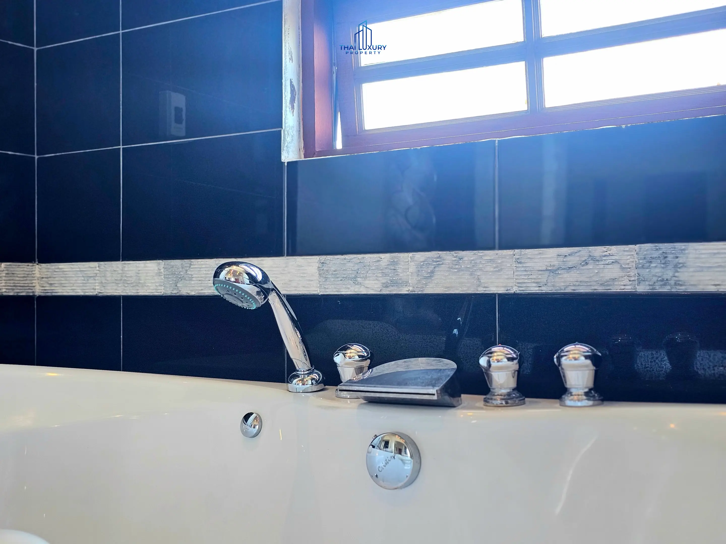 Luxury 4 Bedrooms Tuscany-Style Villa for Sale at Hua Hin Soi 114
