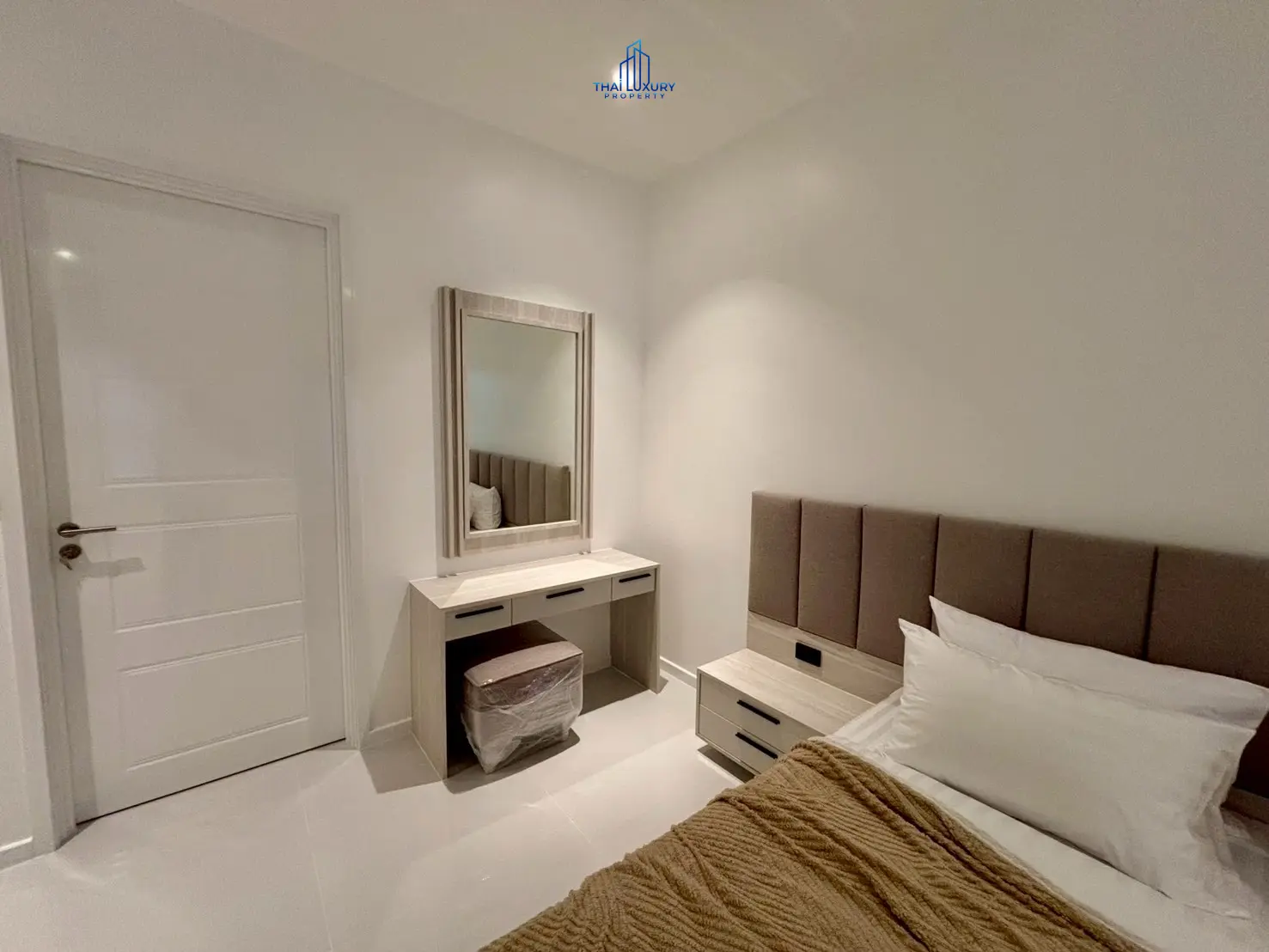 Brand New Luxury 3 Bedrooms Pool Villa for Sale at The Clouds III Hua Hin