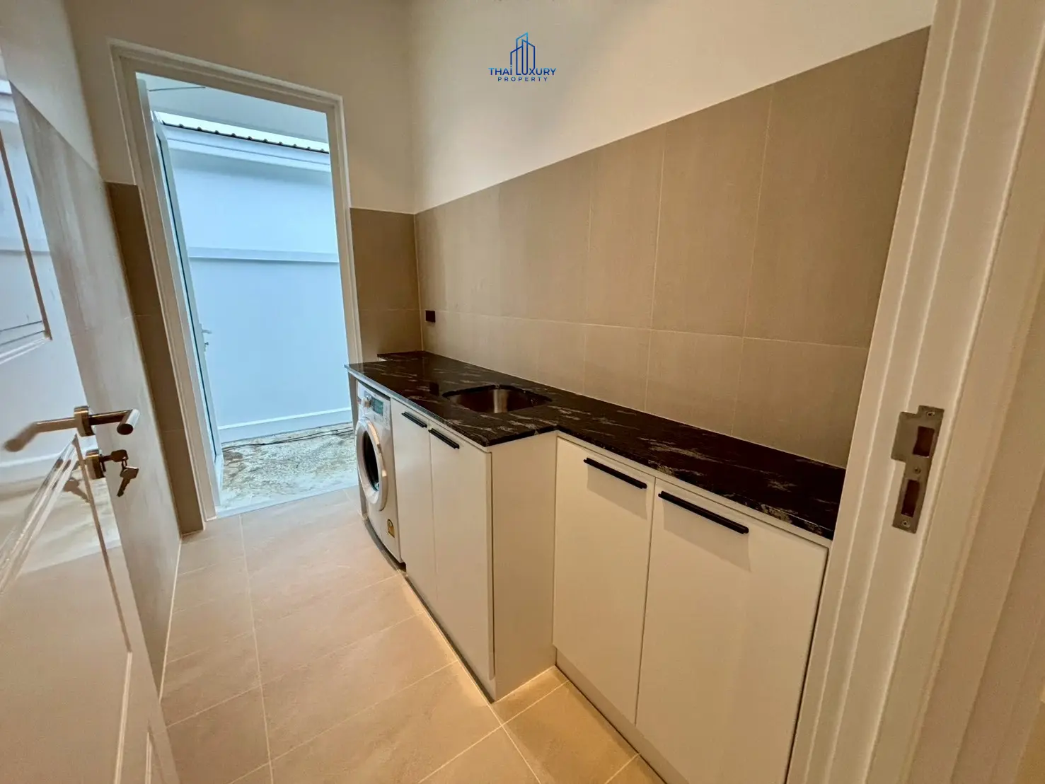 Brand New Luxury 3 Bedrooms Pool Villa for Sale at The Clouds III Hua Hin