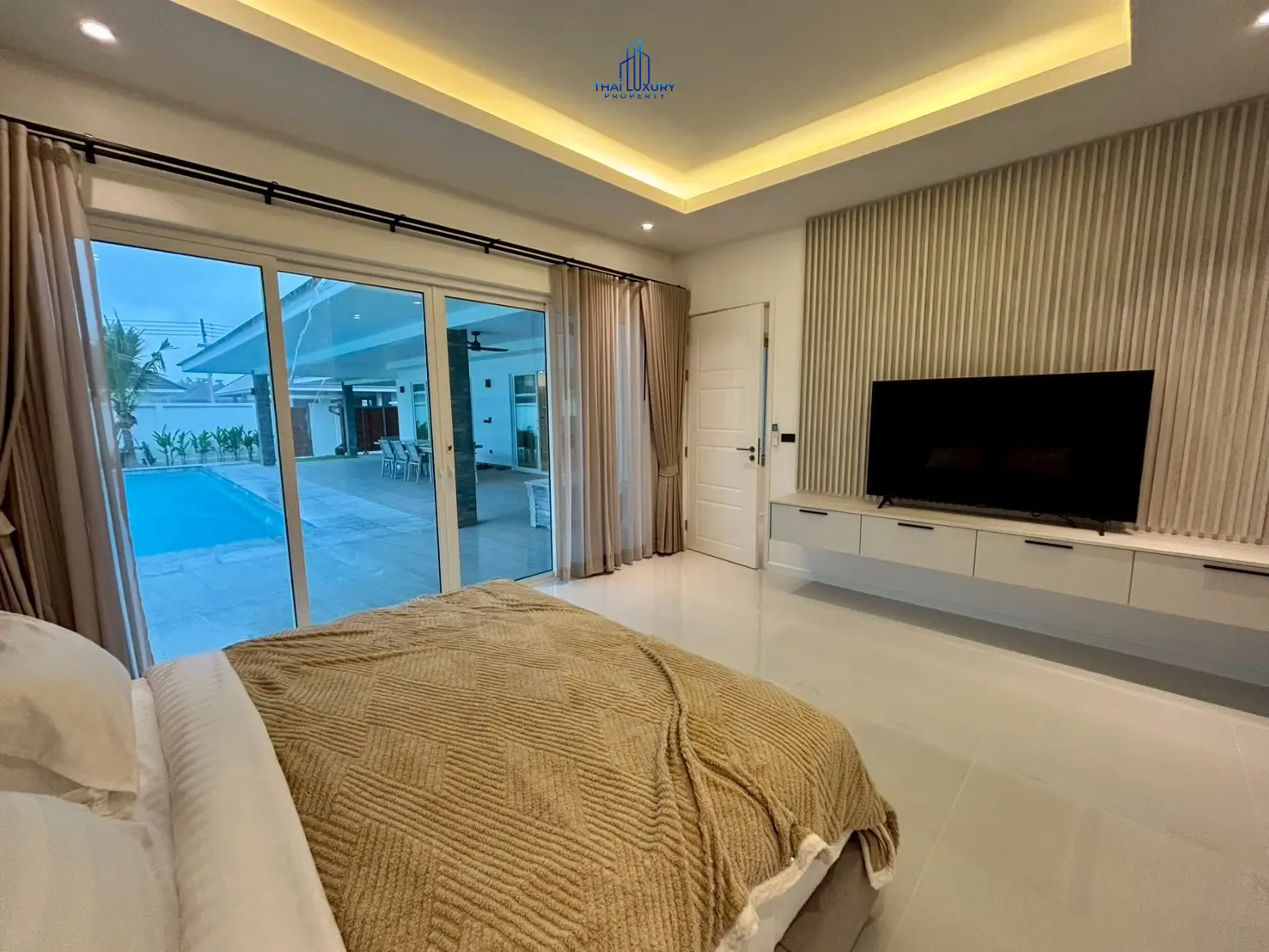 Brand New Luxury 3 Bedrooms Pool Villa for Sale at The Clouds III Hua Hin