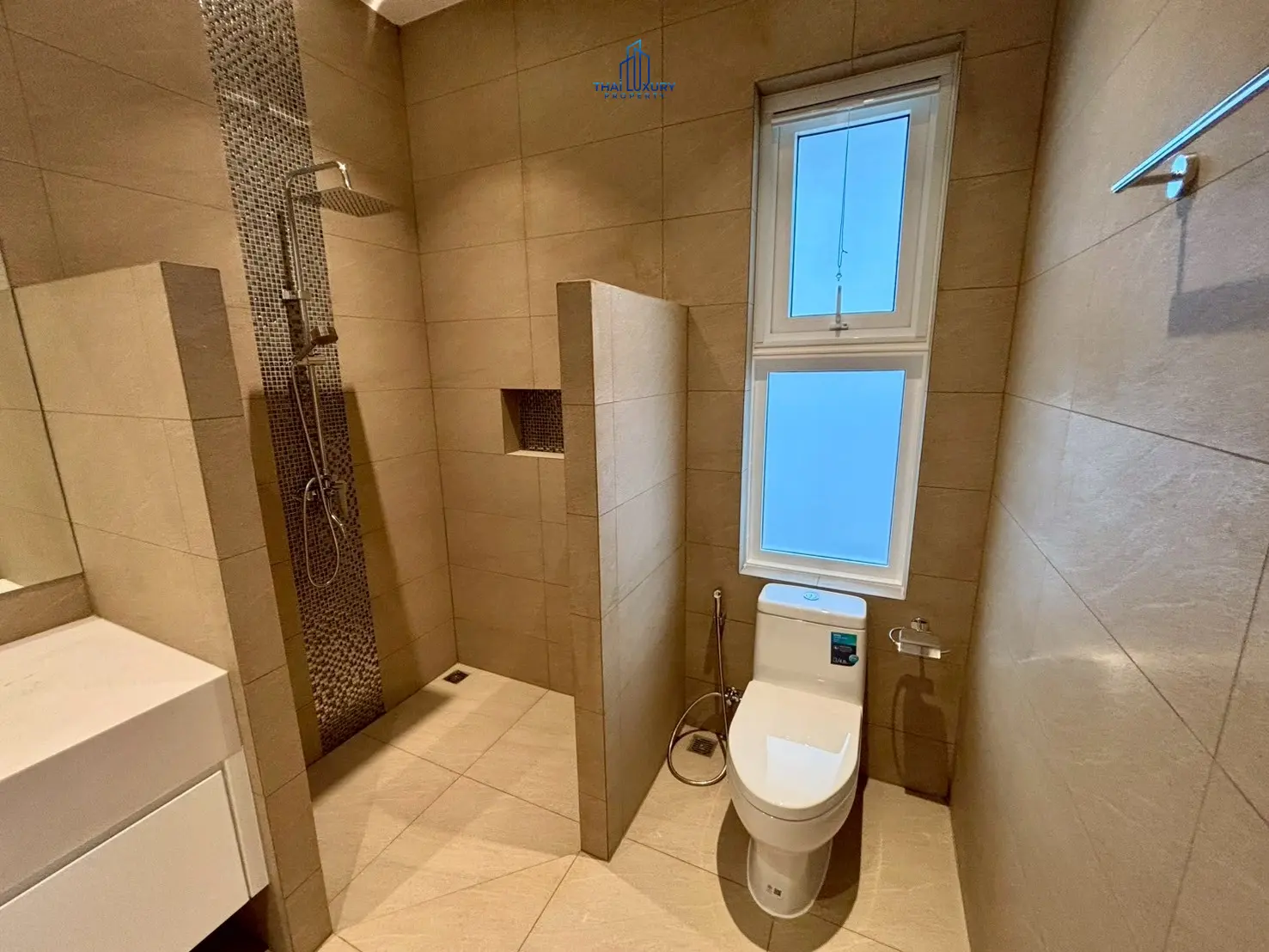 Brand New Luxury 3 Bedrooms Pool Villa for Sale at The Clouds III Hua Hin