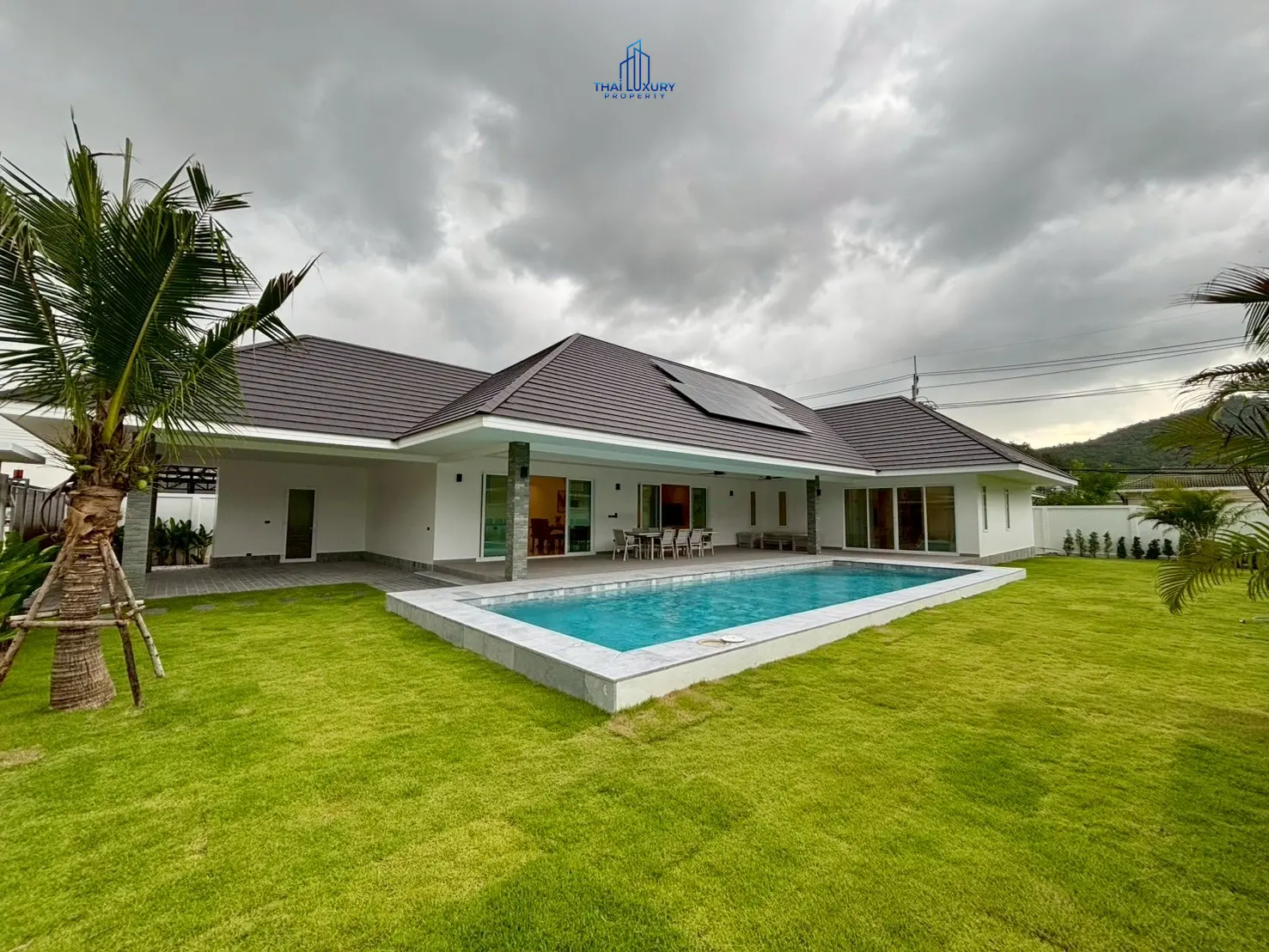Brand New Luxury 3 Bedrooms Pool Villa for Sale at The Clouds III Hua Hin
