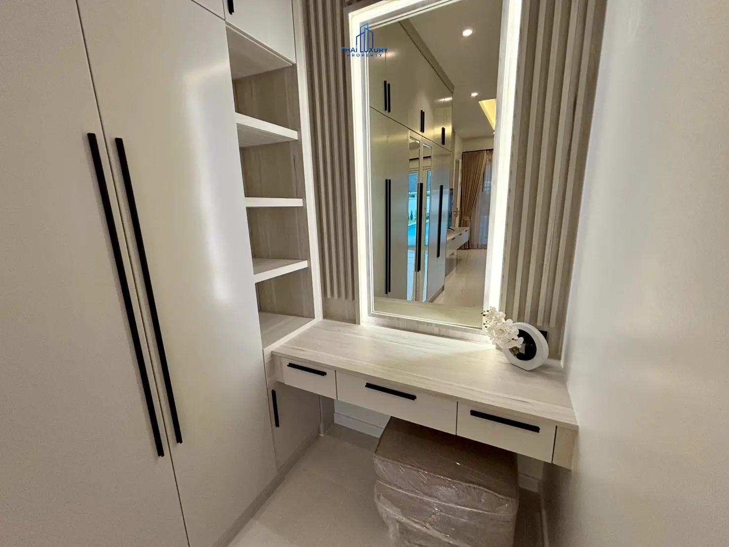 Brand New Luxury 3 Bedrooms Pool Villa for Sale at The Clouds III Hua Hin
