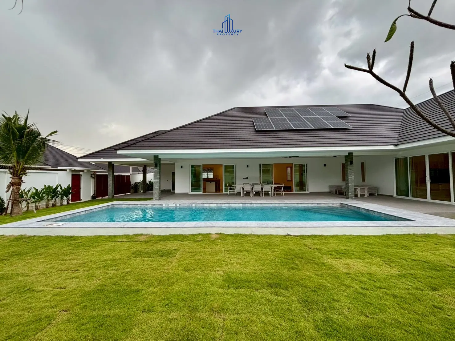 Brand New Luxury 3 Bedrooms Pool Villa for Sale at The Clouds III Hua Hin
