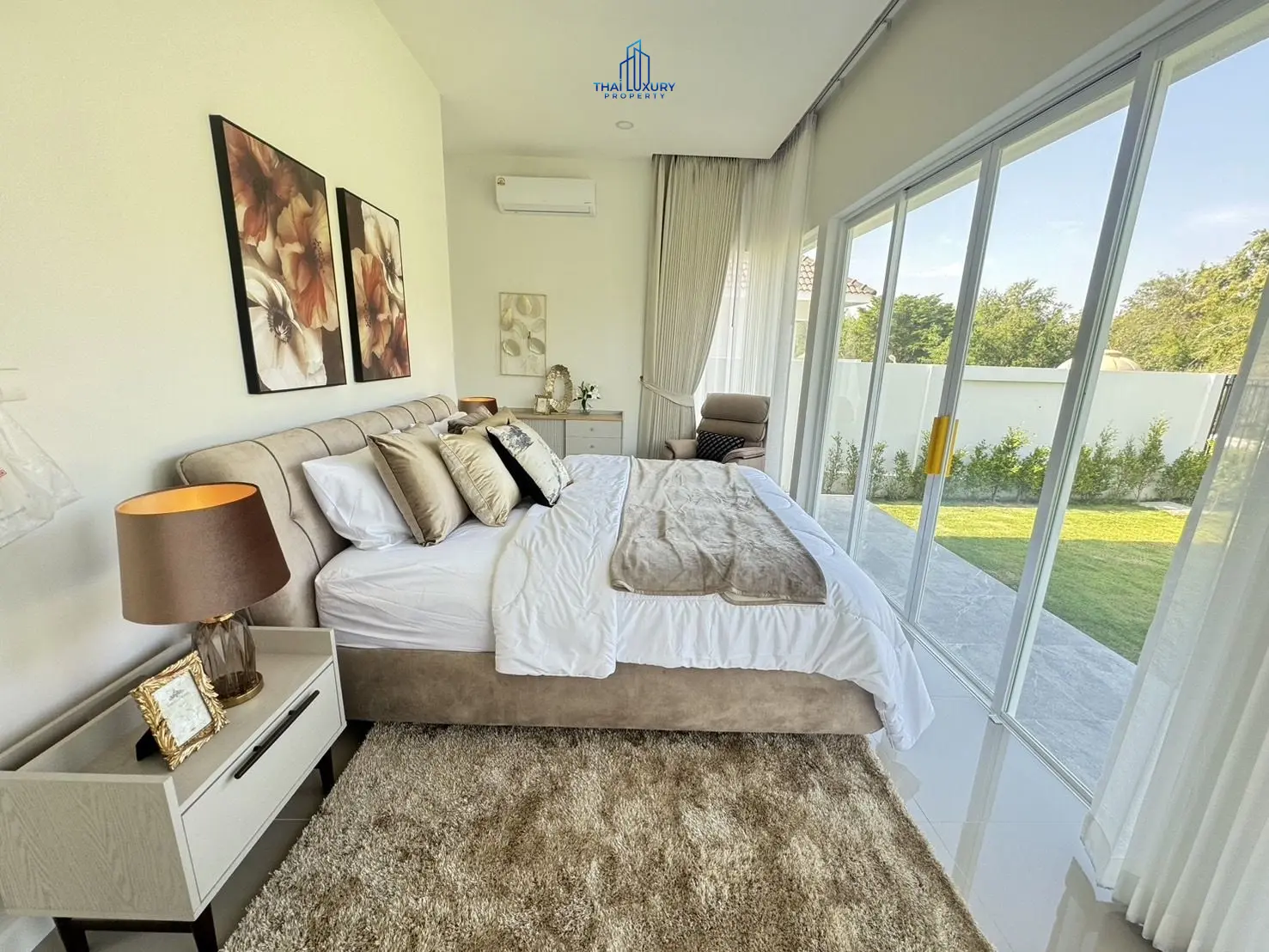วิลล่าสระว่ายน้ำสุดหรู 3 ห้องนอน พร้อมขาย ที่ Woodland Riverside Residence หัวหิน