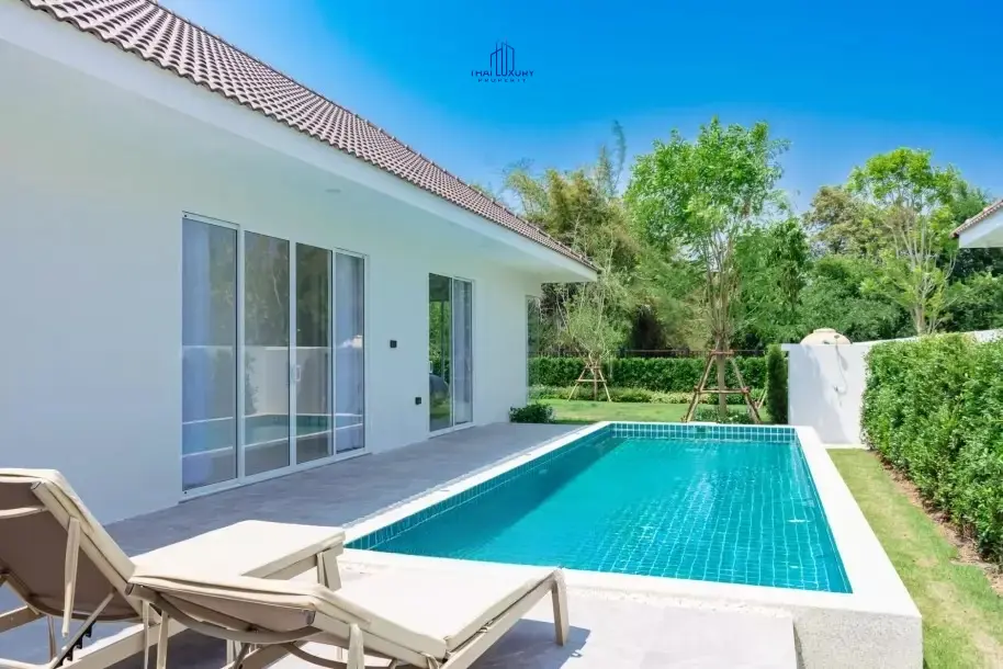 วิลล่าสระว่ายน้ำสุดหรู 3 ห้องนอน พร้อมขาย ที่ Woodland Riverside Residence หัวหิน
