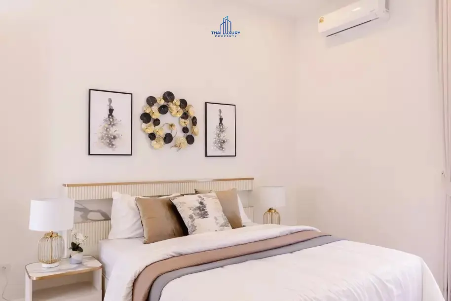 วิลล่าสระว่ายน้ำสุดหรู 3 ห้องนอน พร้อมขาย ที่ Woodland Riverside Residence หัวหิน
