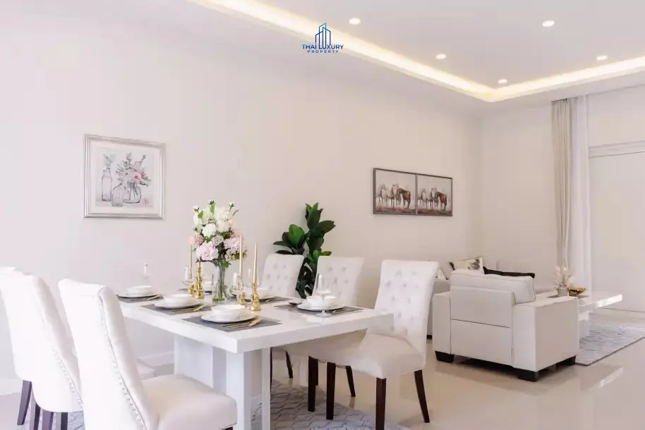 วิลล่าสระว่ายน้ำสุดหรู 3 ห้องนอน พร้อมขาย ที่ Woodland Riverside Residence หัวหิน