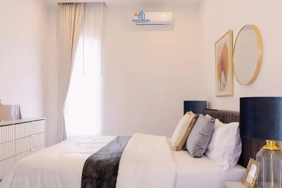 วิลล่าสระว่ายน้ำสุดหรู 3 ห้องนอน พร้อมขาย ที่ Woodland Riverside Residence หัวหิน