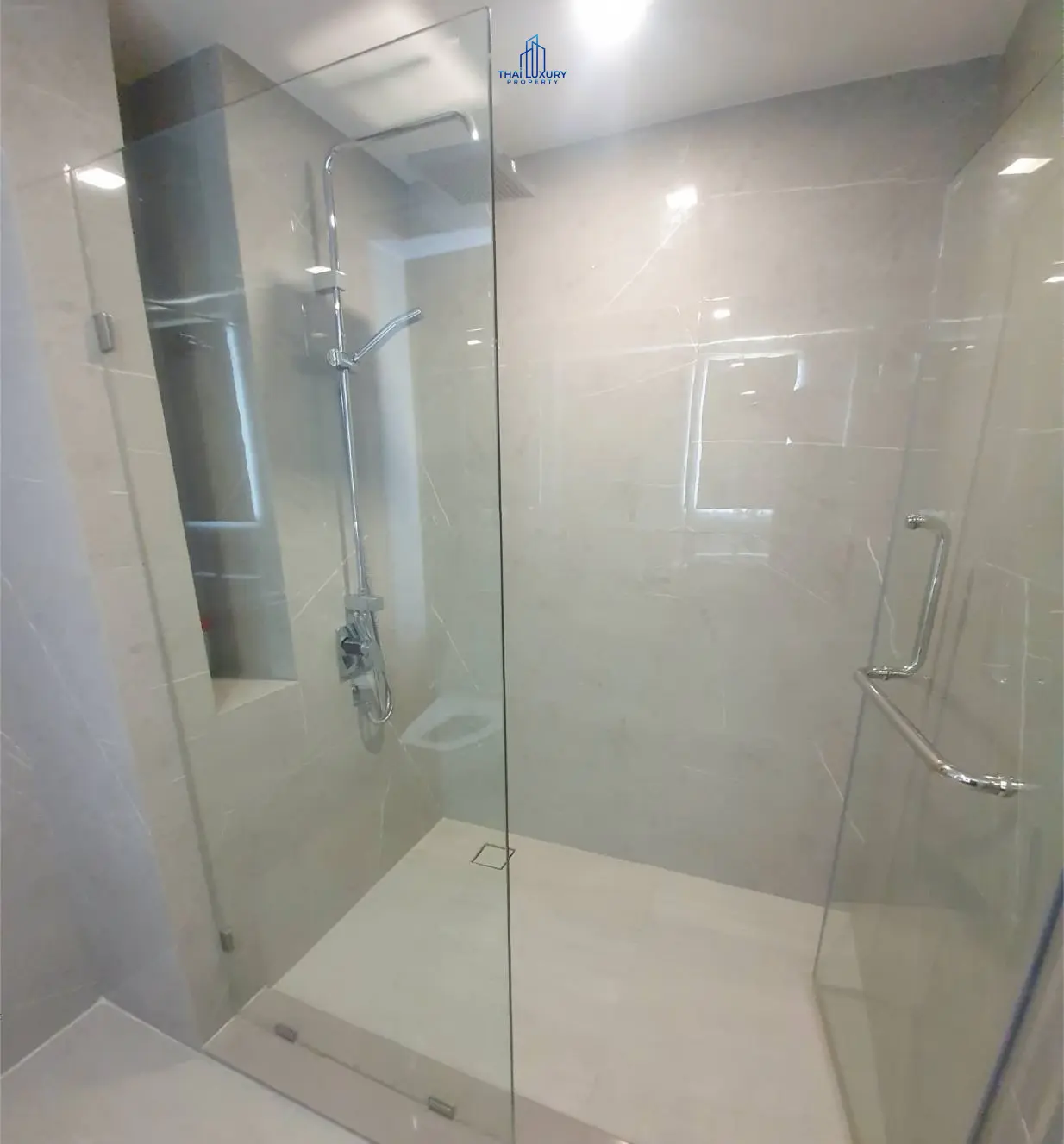 ดีลพิเศษ!! คอนโดสวย 1 ห้องนอน Dusit D2 หัวหิน ราคาสุดคุ้ม