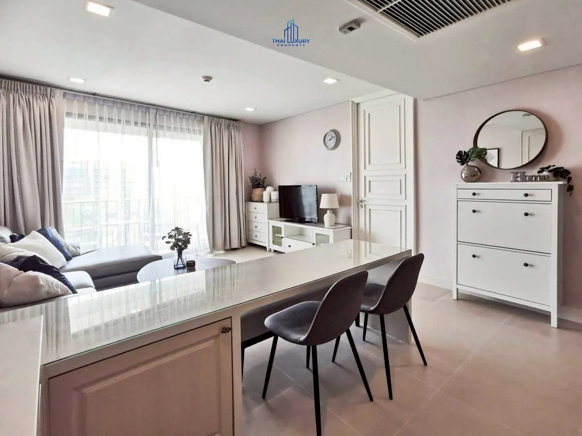 ขายคอนโดหรู 1 ห้องนอน ติดทะเล ที่ Marrakesh Hua Hin