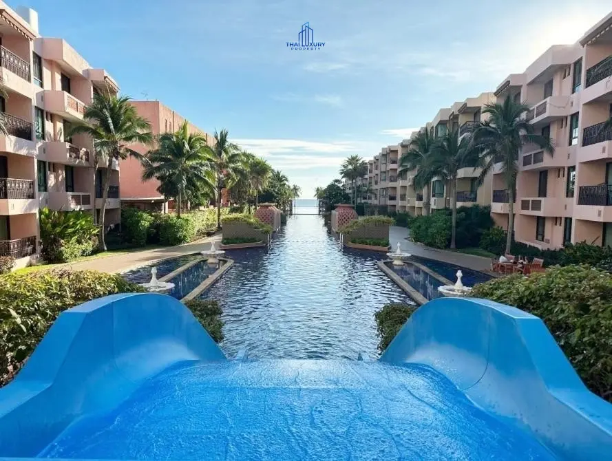 ขายคอนโดหรู 1 ห้องนอน ติดทะเล ที่ Marrakesh Hua Hin