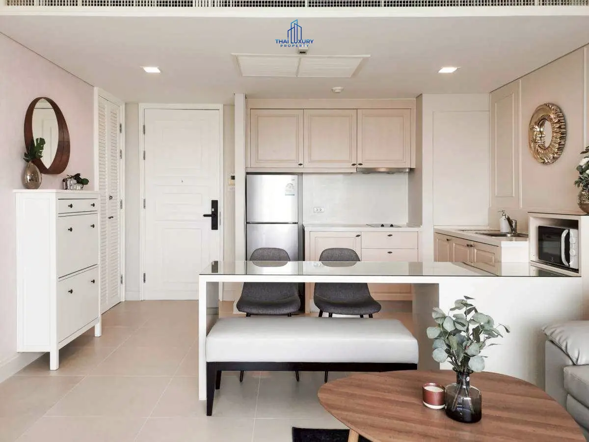 ขายคอนโดหรู 1 ห้องนอน ติดทะเล ที่ Marrakesh Hua Hin