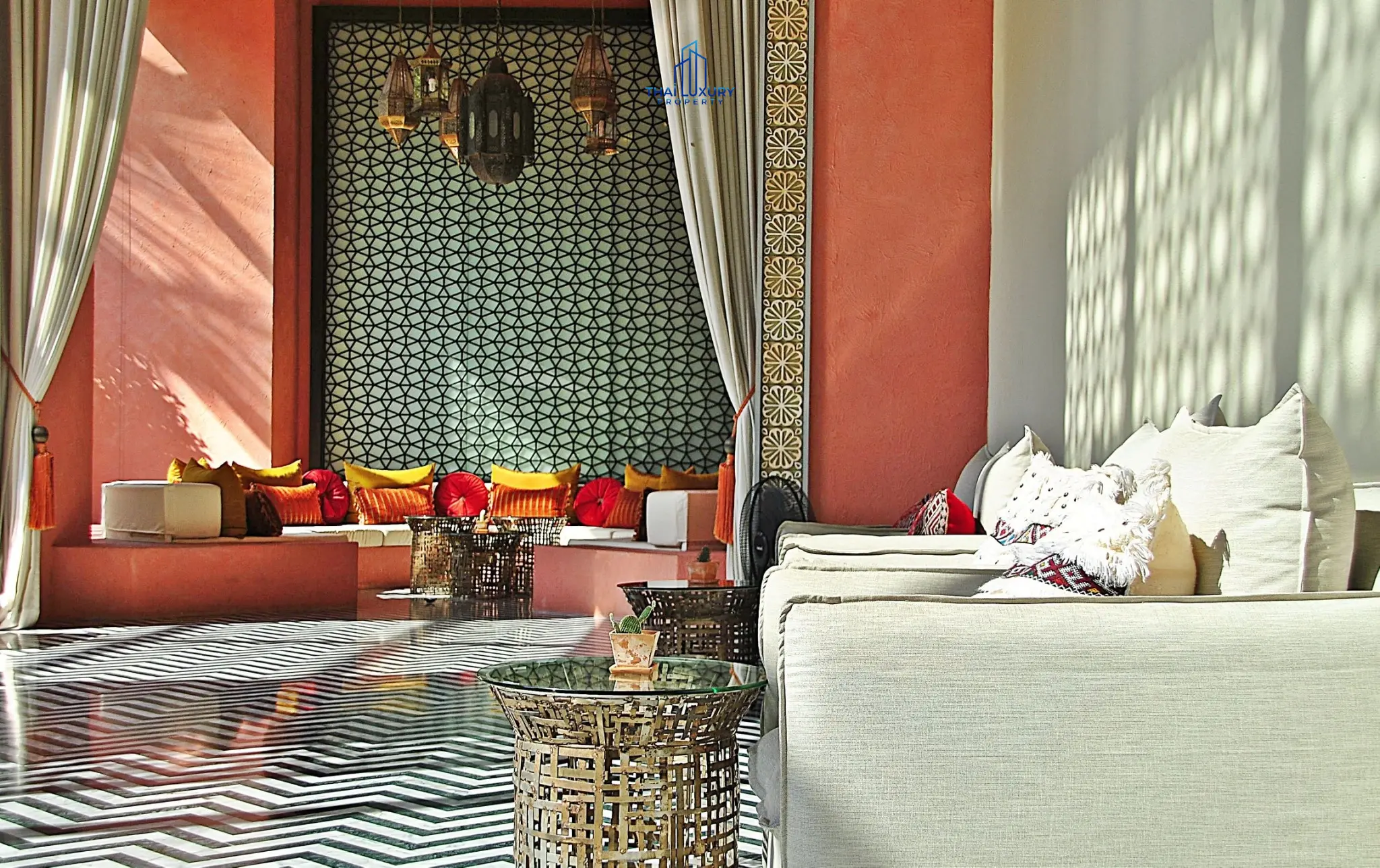 ขายคอนโดหรู 1 ห้องนอน ติดทะเล ที่ Marrakesh Hua Hin