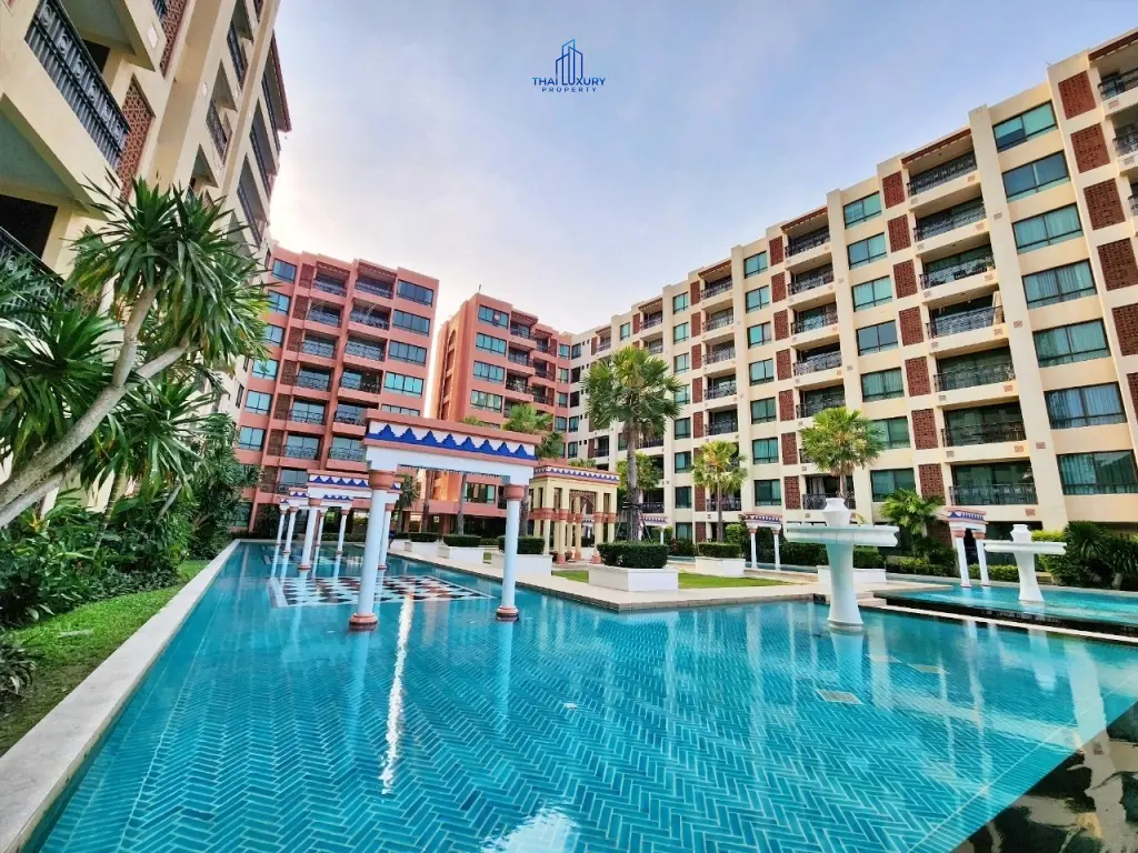 ขายคอนโดหรู 1 ห้องนอน ติดทะเล ที่ Marrakesh Hua Hin