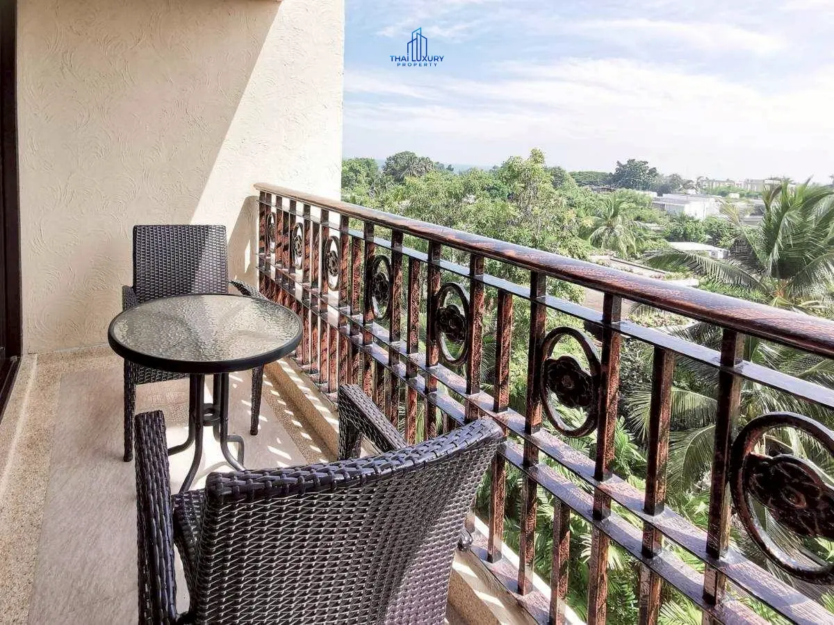 ขายคอนโดหรู 1 ห้องนอน ติดทะเล ที่ Marrakesh Hua Hin