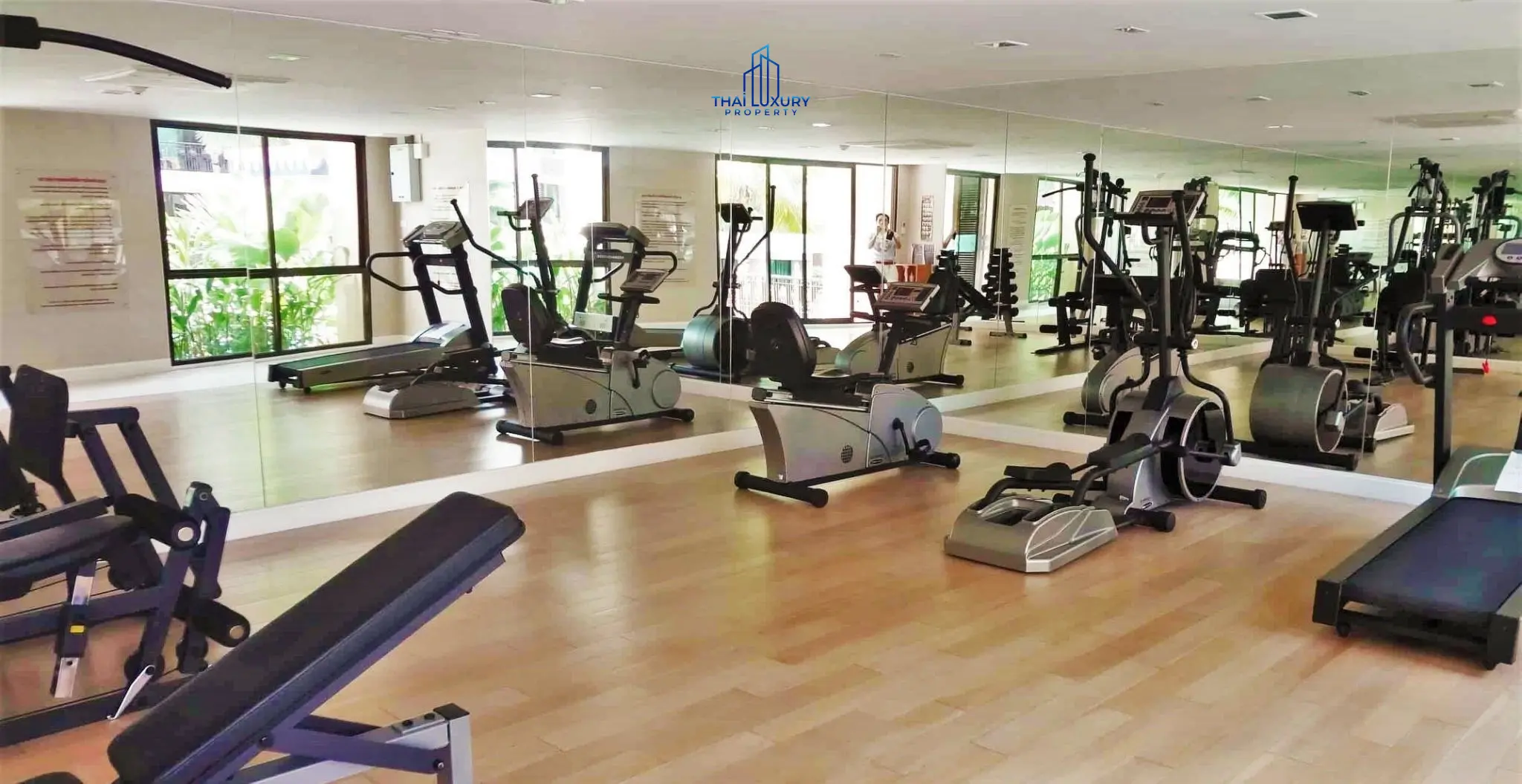 ขายคอนโดหรู 1 ห้องนอน ติดทะเล ที่ Marrakesh Hua Hin