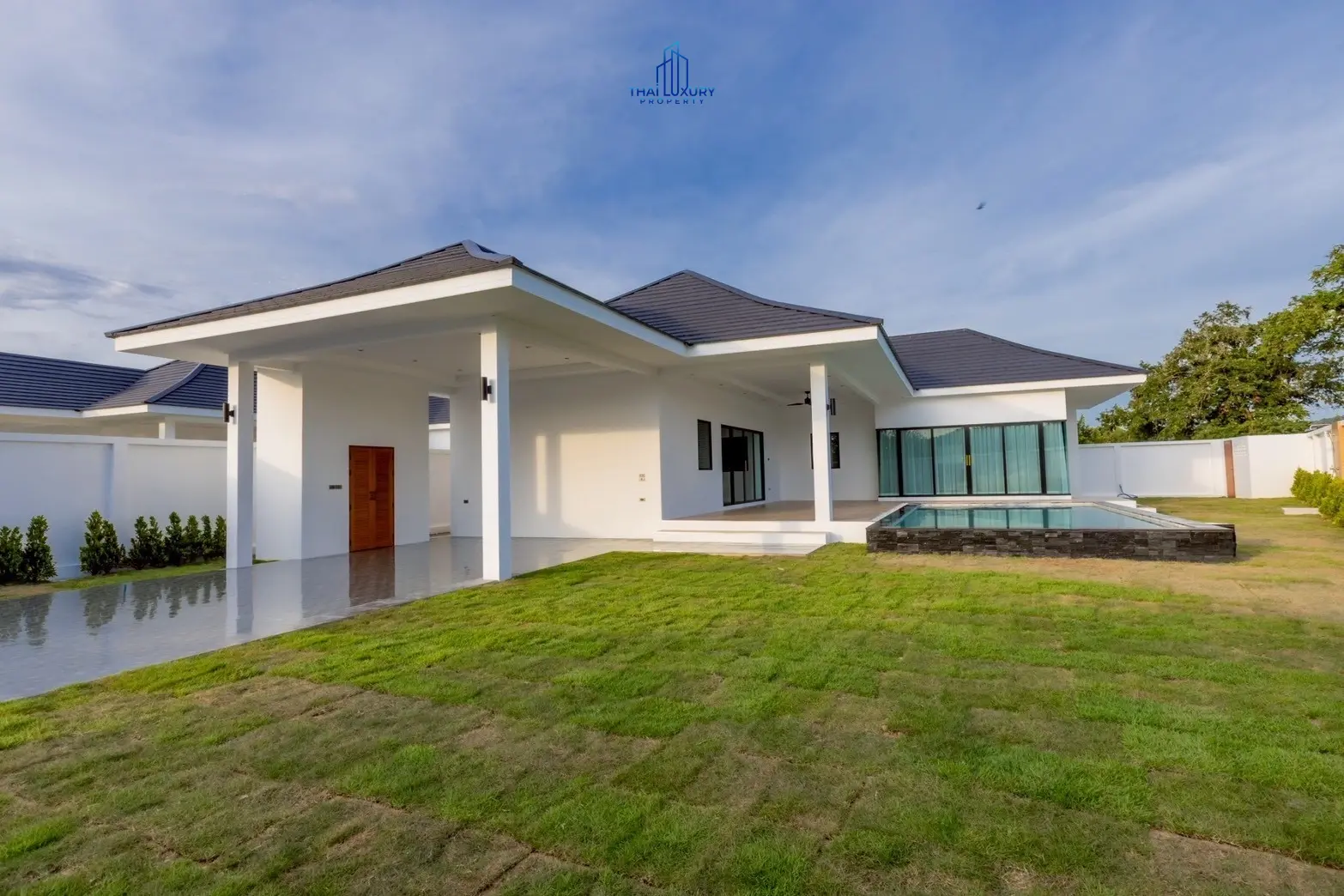 วิลล่าส่วนตัวสไตล์โมเดิร์น 3 ห้องนอน พร้อมสระว่ายน้ำ ที่หัวหิน ซอย 88