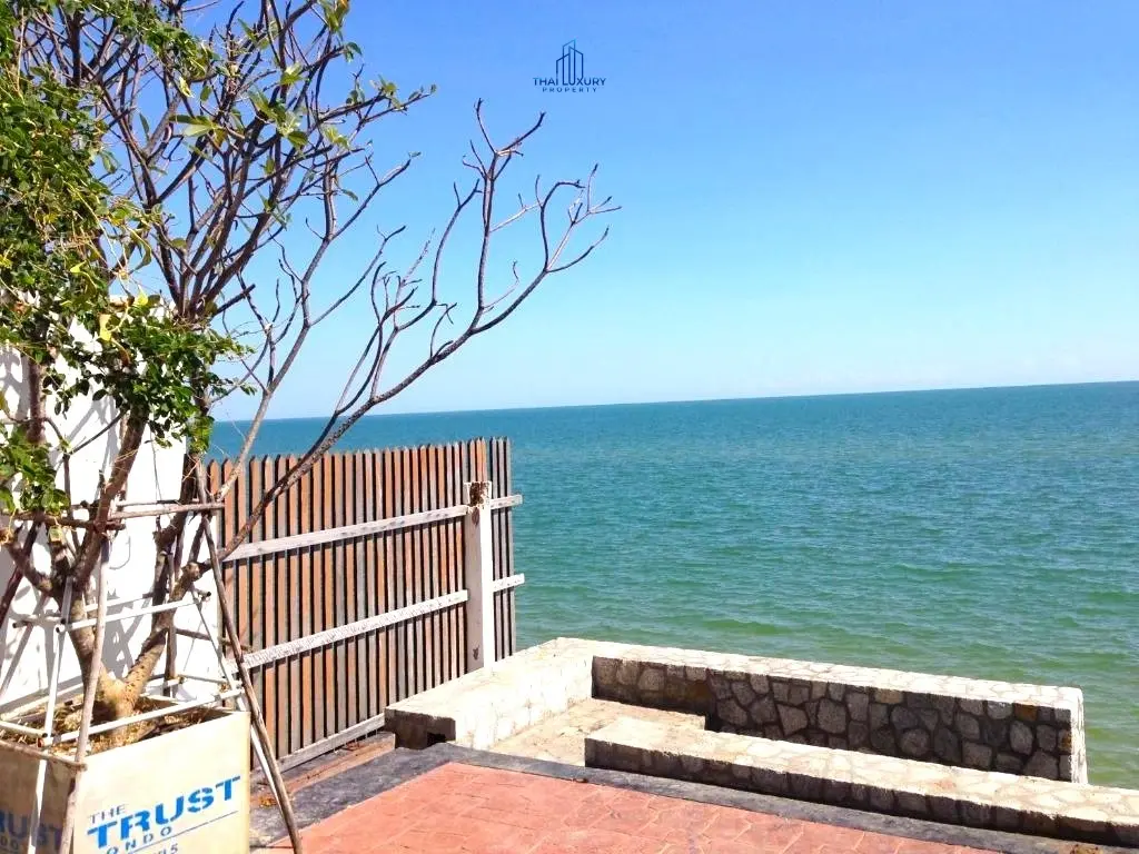 ขายดีลร้อน! คอนโด 1 ห้องนอนสวยๆ ที่ The Trust Hua Hin