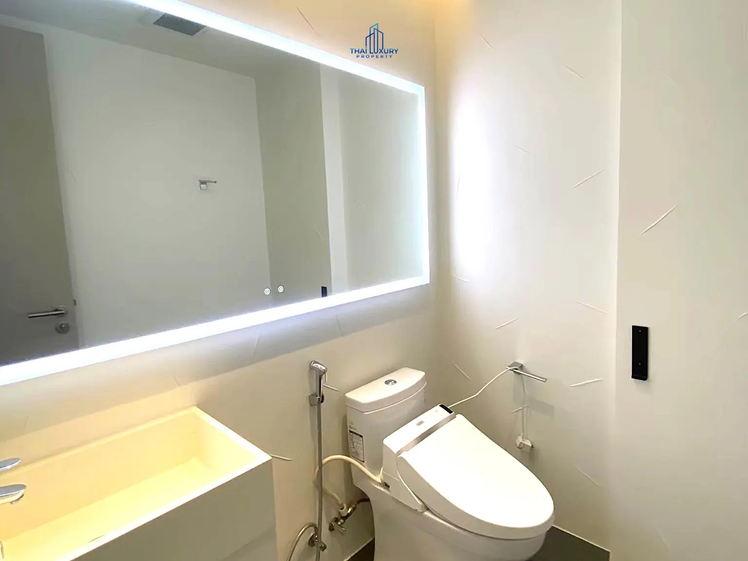 Luxury Beachfront 3 Bedrooms Condominium for Sale at Veranda Residence Hua Hin