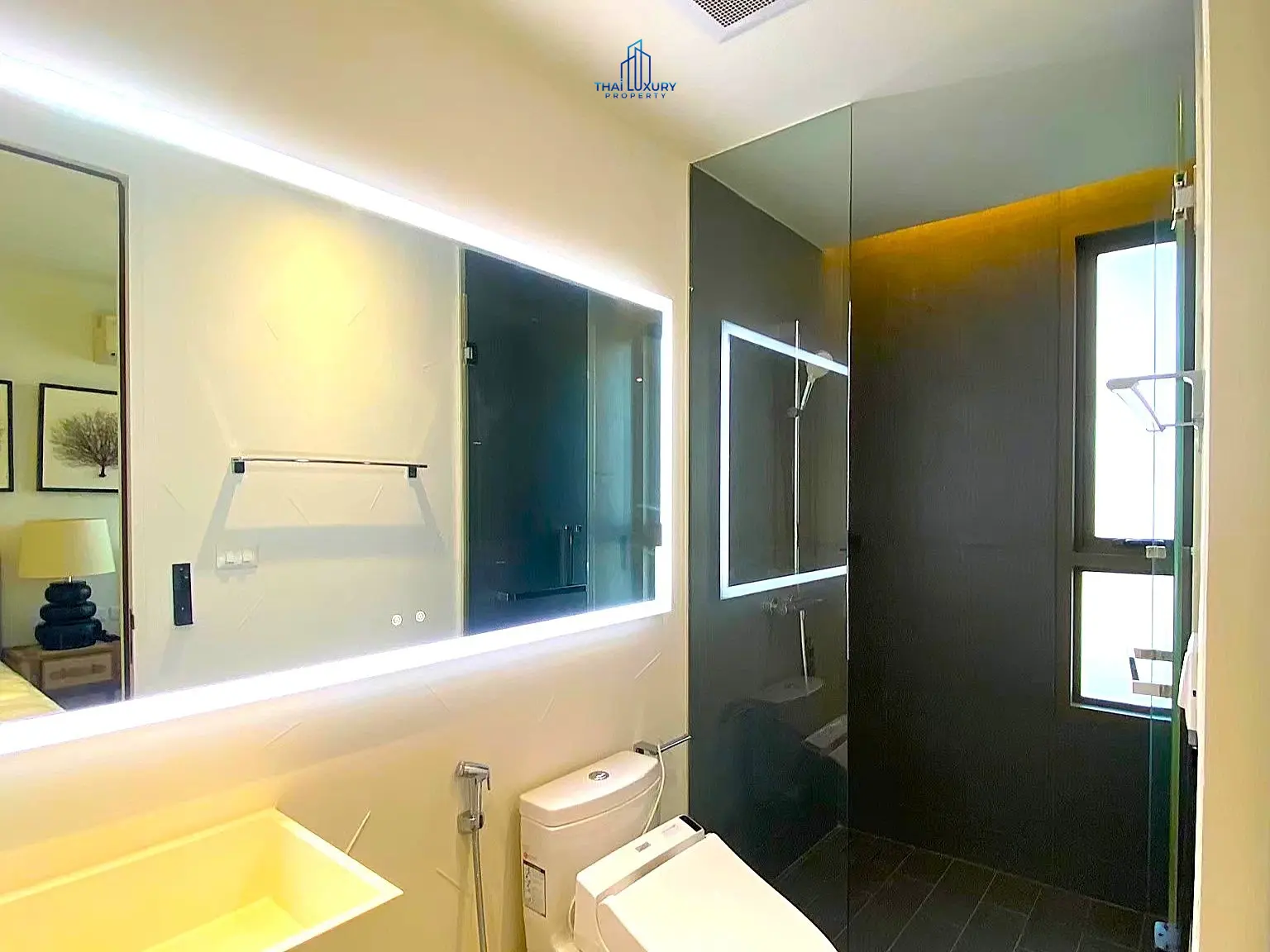 Luxury Beachfront 3 Bedrooms Condominium for Sale at Veranda Residence Hua Hin