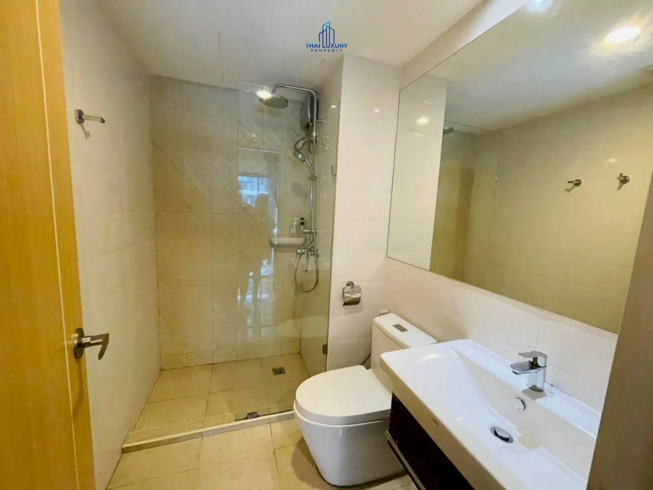 คอนโด 1 ห้องนอนสวย สำหรับขาย ที่ Maysa Condo หัวหิน