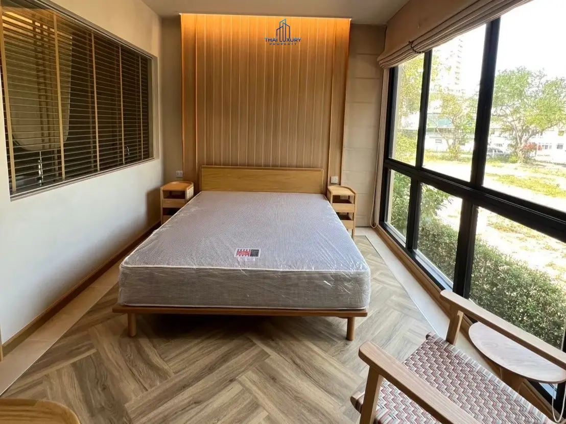 คอนโดหรูติดชายหาด 1 ห้องนอน ที่ SASARA หัวหิน