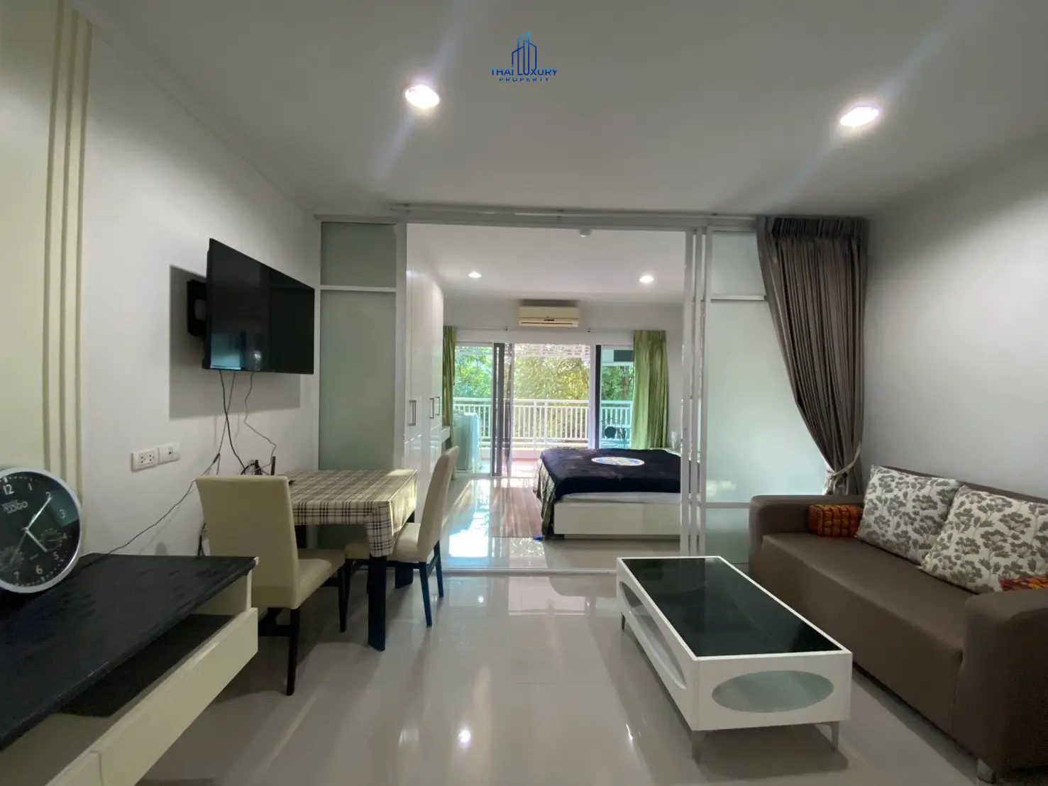 ขายคอนโด 1 ห้องนอนสวย ที่บ้านกลางหัวหิน